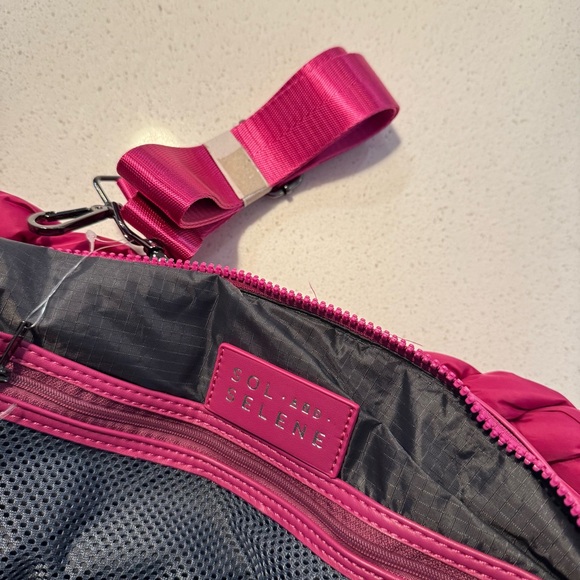 Sol and Selene Sixth Sense Medium Bag (Fuchsia)